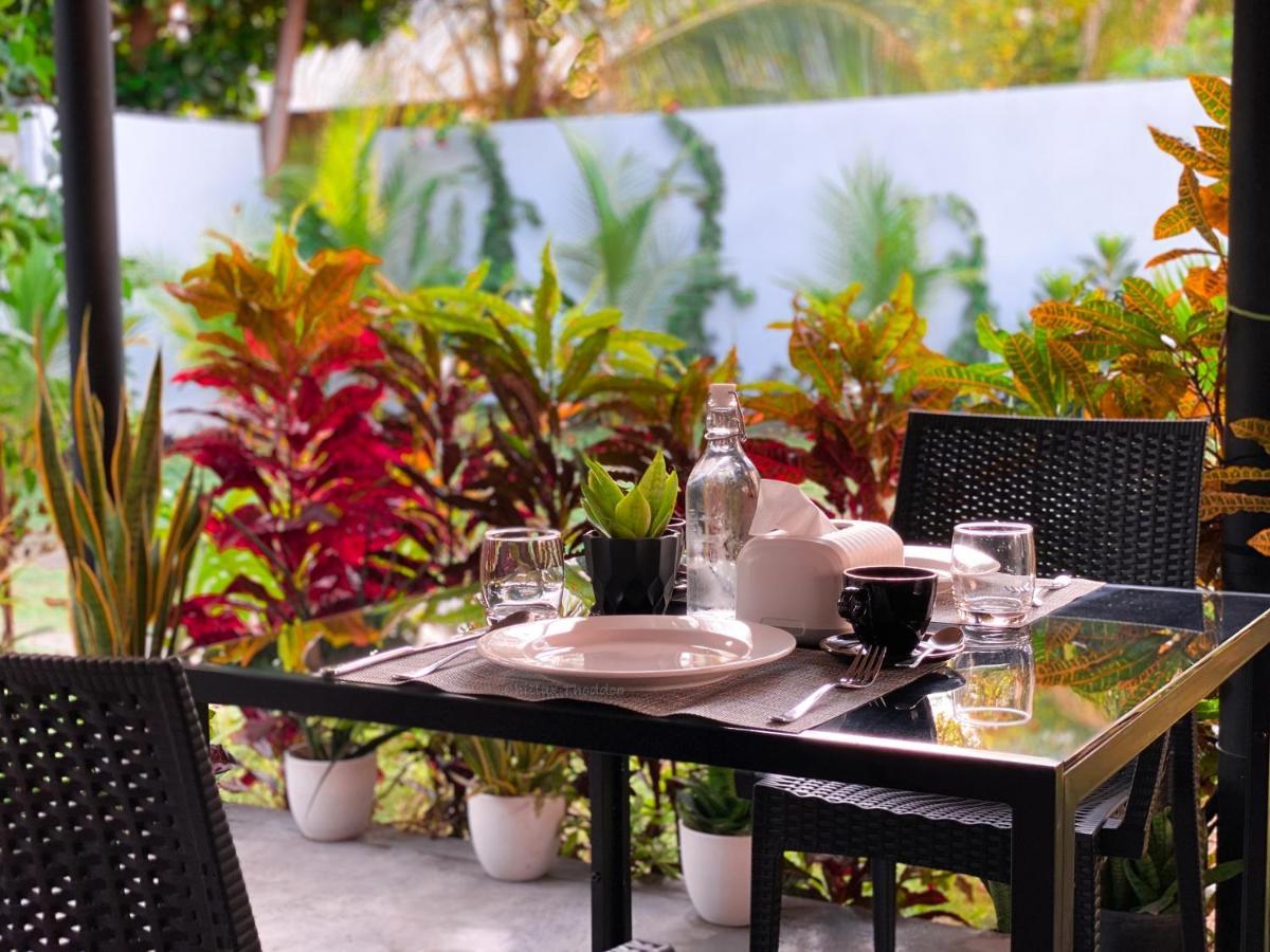 Chillax Thoddoo Hotell Eksteriør bilde